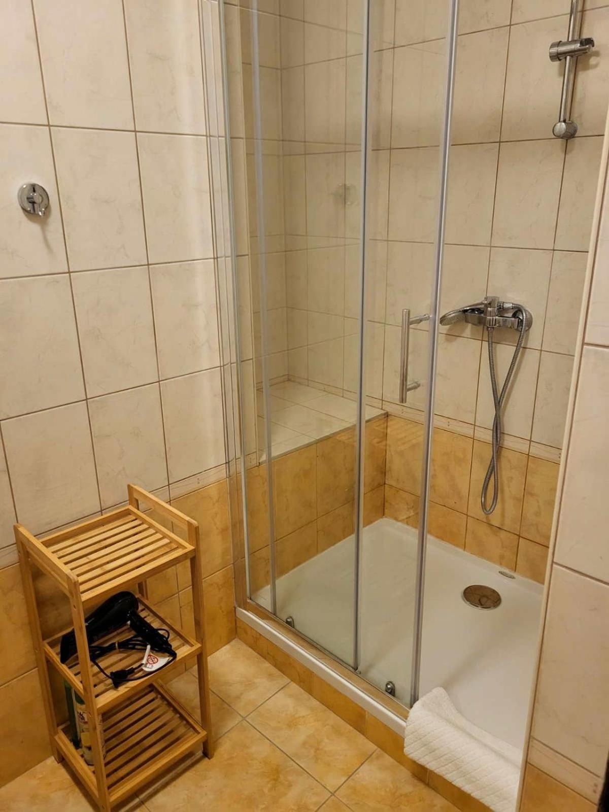 Nikola Appartement *