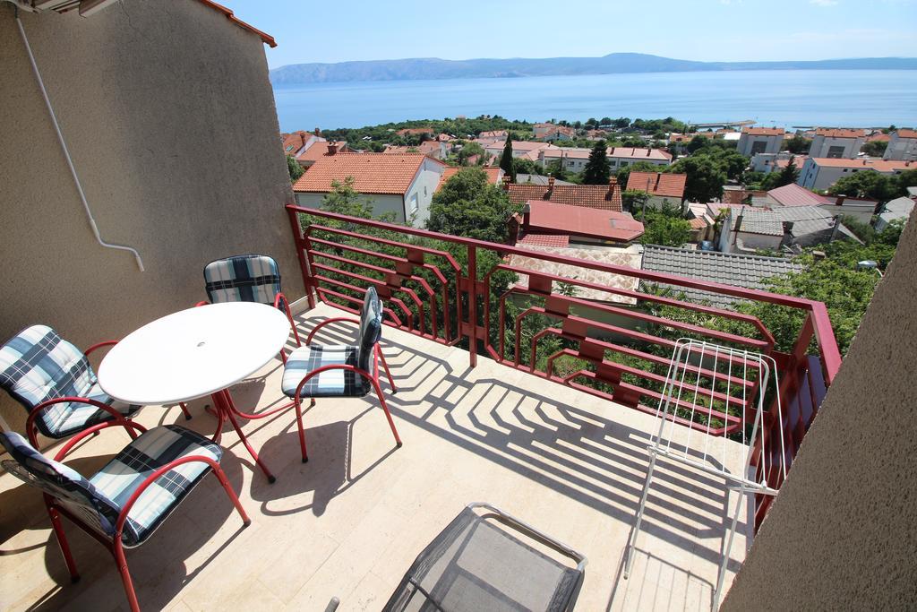 Apartment Nikola Novi Vinodolski