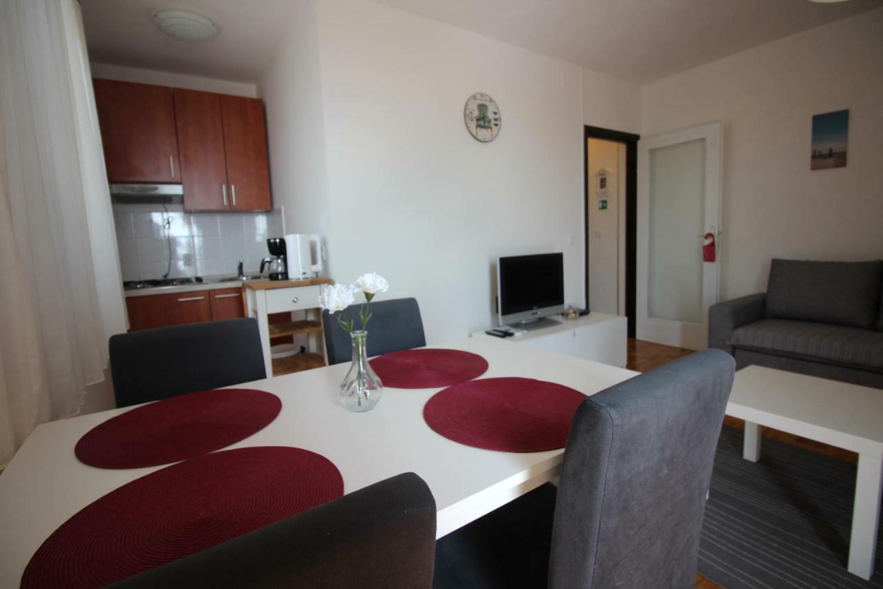 Nikola Apartment Novi Vinodolski